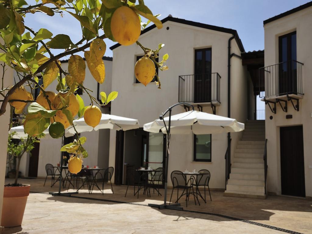 Le Cale Bed & Breakfast *
